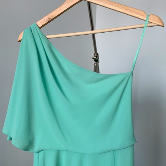 Flattering drape one shouldered BCBG dress | Size0 - Picture 7 of 7